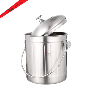 Seau à glace en métal argenté fait main avec couvercle, design unique, forme ronde, écologique, moderne, de luxe, pour fêtes et hôtels - Product Image 1