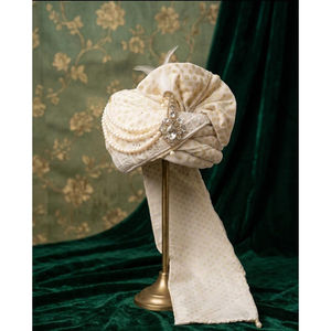Turban de mariage en or blanc |   Safa indien royal pré-noué pour le marié - Product Image 1
