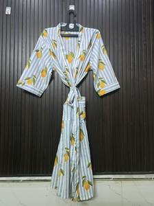 เสื้อคลุมผู้หญิงลายทางพิมพ์ลายมะนาวแขนสามส่วนคอวีผ้าฝ้ายนุ่มสวมใส่สบายในฤดูร้อน - Product Image 5