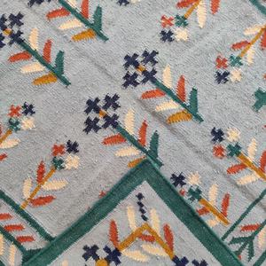 Tapis en laine fait main Durrie |   Tapis géométrique multicolore abstrait tissé à la main |   Tapis tissé plat moderne, écologique, antidérapant en PET - Product Image 5