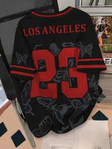 Expédition rapide Maillot de football en mesh surdimensionné Streetwear Col en V T-shirt de sport Vente en gros OEM - Product Image 5