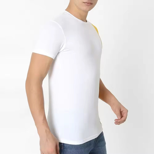 เสื้อยืดออกกำลังกายพิมพ์ลายดิจิทัลสำหรับผู้ชายทรงปกติ พร้อมโลโก้แบบกำหนดเอง ดีไซน์เต็มตัว สำหรับผู้ใหญ่ ผ้าฝ้าย 100% เป็นมิตรกับสิ่งแวดล้อม ระบายอากาศได้ดี - Product Image 4