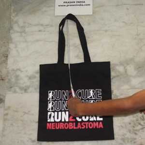 Bolsas negras para neuroblastoma, una forma rara de cáncer que se encuentra en niños. - Product Image 4
