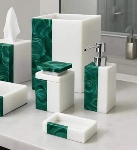 Juego de Accesorios de Baño de Resina Hechos a Mano con Efecto Resina, Juego de Regalo de Accesorios de Baño a Bajo Precio en India - Product Image 2