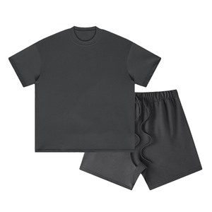 Ensemble T-shirt et short décontracté en polyester épais 100 % pour le streetwear, impression personnalisée de haute qualité, vente en gros - Product Image 4
