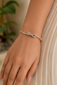 Brazalete de Moissanita en Plata de Ley 925 con Baño de Oro Rosa, con Regalo para Mujer KLSB20513 - Product Image 5