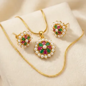 Ensemble tendance de pendentif et boucles d'oreilles en perles faites à la main, plaqué or imitation Bhargavi, bijoux de mariage indiens pour la mariée - Product Image 1