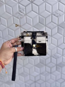 Western Pattern Cowhide Leather Clutch <b>Coin</b> <b>Purse</b> with ATM Card Holder 2026 New Arrival Multi-Use Clutch - Product Image 3