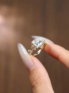 Anillo de Diamantes Auténtico de 2.00CT VS1 con Corte Princesa, Cultivado en Laboratorio, Oro Sólido de 14K, Joyería Fina Premium, Anillo de Compromiso Sorpresa para Ella - Product Image 3