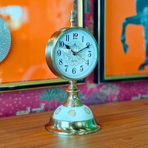 Horloge de bureau moderne en laiton, base turquoise, design floral doré, mouvement à quartz silencieux sans tic-tac, rétroéclairage tactile - Product Image 5