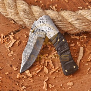 Cuchillo Plegable de Acero de Damasco Hecho a Mano con Mango de Cuerno Natural y Hoja de Punta Caída, Garantía de 3 Años - Cuchillo para Caza y Camping al Aire Libre - Product Image 2