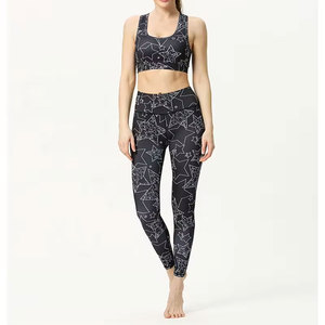 Ensemble de sport pour femme : soutien-gorge de yoga à imprimé étoiles et leggings, dos nageur, col ras du cou, maintien moyen, respirant, pour le yoga - Product Image 1