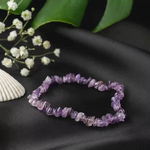 Bracelet en Cristal Dynamique Fait Main, Pierres Naturelles d'Améthyste et de Quartz, Bijou Tendance pour la Guérison et la Méditation - Vente Flash - Product Image 3