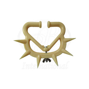Anillo Nasal Antisución Reutilizable de Plástico Beige con Acabado Mate para Terneros XL - Product Image 1