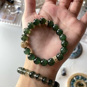 Bracelet en résine de designer avec finition artisanale haut de gamme, bijoux de mode premium pour femmes, style inspiré des tendances - Product Image 1
