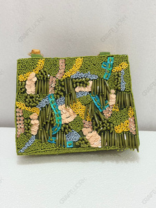 Sac à main perlé vert, motif géométrique 3D, sac de villégiature, fabrication artisanale, vente en gros, OEM, export, marque privée, approvisionnement en vrac - Product Image 5