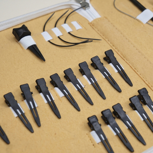 Kit complet de pinces pour extensions de cheveux avec plusieurs outils utiles pour le coiffage, l'application des extensions et une utilisation facile en salon - Product Image 6