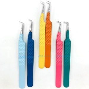 แหนบดัดขนตาสแตนเลสเคลือบสีฝุ่น 6 สี ปลายเงินแบบ Shin พร้อมด้ามจับเพชร - Product Image 3