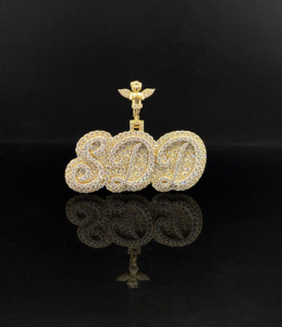 Pendentif Premium pour Homme en Alliage Plaqué Or, Style Hip Hop, Effet Diamant CZ, Iced Heritage - Product Image 3