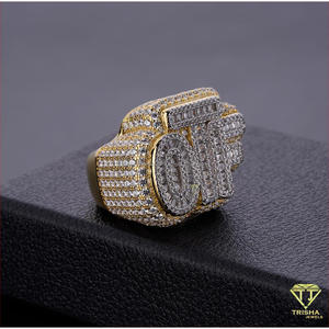 Bague pour homme surdimensionnée en argent 925 de qualité supérieure avec moissanite sertie en barre, plaquée rhodium, style Hip Hop, pour la vente en gros de bijoux de boutique - Product Image 2