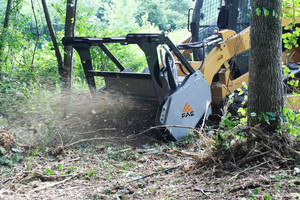 Cabezal Desbrozador Forestal Profesional FAE UML de Alta Resistencia para Excavadora y Minicargadora, para Gestión Forestal - Product Image 3