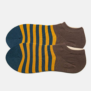 Chaussettes de football respirantes à séchage rapide en coton, invisibles, pour baskets, couleurs personnalisées, vente en gros - Product Image 4