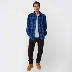 Camisa de Franela de Algodón Tejida Transpirable de Manga Larga Lisa y Ajustada para Hombre, Estilo Casual, Venta al por Mayor 2026 - Product Image 4