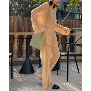 Nouvel ensemble décontracté deux pièces en maille mohair translucide coréen ample et taille haute pour femme, collection automne - Product Image 6