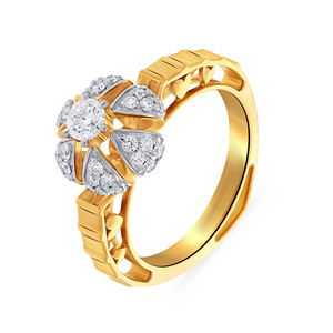 Anillo Solitario Adorable Bloom, Anillo de Diamantes de Lujo Personalizado en Oro Amarillo con Flor y Racimo de Diamantes en Forma de Pera - Product Image 1