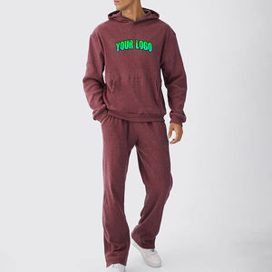 Conjunto de Chándal Personalizado de Algodón 100% de Alto Gramaje con Lavado Ácido para Hombre - Diseño de Streetwear Bordado con Pedrería - Product Image 4