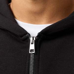 Nouvel ensemble de survêtement pour homme : sweat à capuche noir coupe décontractée et pantalon de jogging droit en coton respirant - Product Image 4