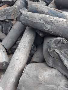 Charbon de bois de qualité supérieure pour barbecue économique, idéal pour les camps scolaires et les cours de cuisine en plein air – Qualité Vietnam - Product Image 3