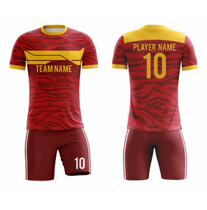 Conjunto de Camiseta de Fútbol Personalizable para Hombre, Blanco con Franjas Doradas y Marrón, Impresión Sublimada, Absorbe la Humedad, Corte Atlético, Manga Corta - Product Image 3
