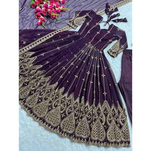 Vestido de diseñador Anarkali en nuevo estilo elegante para bodas - Product Image 4