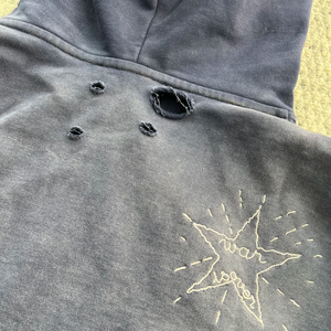 Sudadera con Capucha Extra Grande, Estilo Vintage, con Estampado Personalizado, Efecto Desgastado, para Hombre, con Logotipo Bordado y Pedrería - Product Image 5