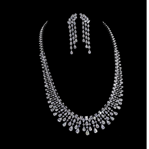 Conjunto de Collar y Pendientes de Plata de Ley 925 con Baño de Rodio, Moderno, para Compromiso, Boda o Aniversario, con Diamantes Cultivados en Laboratorio - Product Image 1