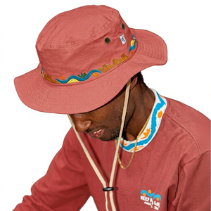 Chapeau Bob Unisexe Rouge avec Motif Brodé, Cordon Réglable, pour Extérieur, Décontracté, Printemps-Été, pour Adulte - Product Image 1