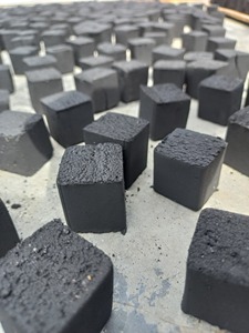 Qualité supérieure 100% Briquette de charbon de bois de noix de coco sans fumée BBq Charbon avec <2% Teneur en cendres pour narguilé Shisha - Product Image 6
