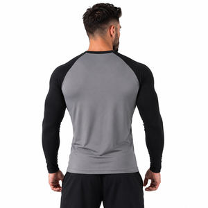 Camiseta Deportiva de Manga Larga para Hombre, Color Gris y Negro, de Secado Rápido, con Bloques de Color, en Spandex y Poliéster - Product Image 2