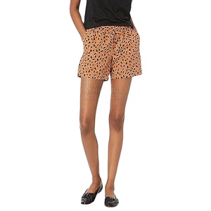 Tissu extensible léger 100% coton Shorts pour femmes été femmes Shorts taille élastiquée blanc femmes Shorts - Product Image 1