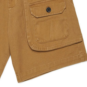 Shorts cargo pour garçons avec design de haute qualité, fermeture à boutons et poches, personnalisation du logo à prix avantageux. - Product Image 4