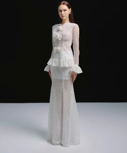 Robe de soirée longue blanche pour femme, style princesse, manches longues, peplum, ornée de sequins, nœud 3D, personnalisable OEM ODM Vietnam - Product Image 3