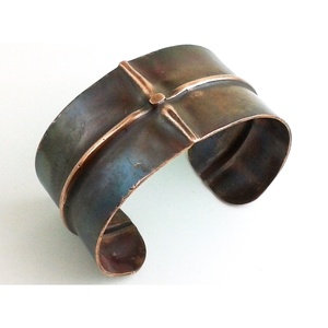 Bracelet en cuivre artisanal avec cristaux, accessoire de mode quotidien unique - Product Image 2