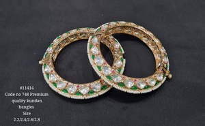 กำไลข้อมือแบบเปิด 11414Kundan ชุบทองเหลืองประดับด้วยหิน Kundan ดีไซน์สวยงามสำหรับผู้หญิง เหมาะสำหรับงานแต่งงาน - Product Image 2
