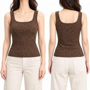 Camiseta sin mangas de algodón liso de calidad estándar con cuello pronunciado elástico, estilo oliva forestal, ideal para el verano - ¡Gran oferta! - Product Image 5