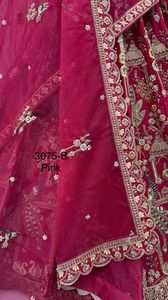 Ensemble Lehenga Indien et Pakistanais en Soie Brodé Rouge, Longueur Ras du Sol, Voile en Velours et Tulle, Séchage Rapide, Tenue de Mariée et de Festival - Product Image 4