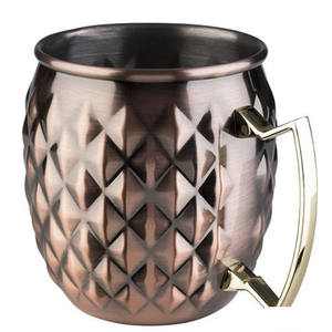 Mug à boire en cuivre gaufré diamant avec poignée en laiton brossé, vaisselle réutilisable pour bar à domicile et hôtellerie - Product Image 1