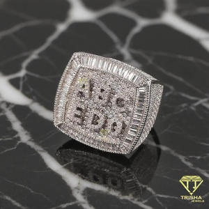 Anillo de Moissanita con Símbolo de Dólar Chapado en Oro Rosa para Hombre, Anillo de Lujo con Diamantes Baguette Estilo Hip Hop - Product Image 2