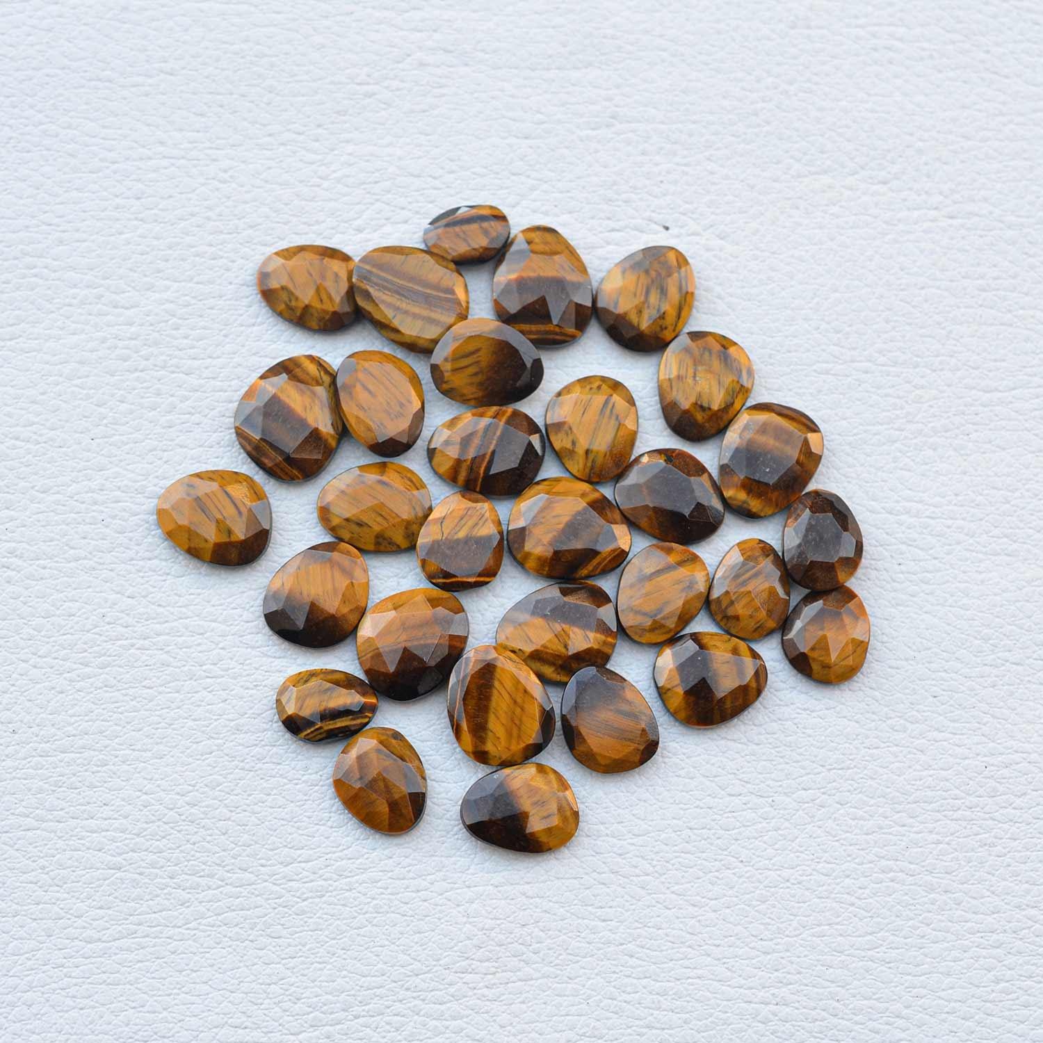 สีน้ำตาล