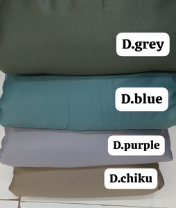 Tissu uni en satin de soie teint foncé Donear pour vêtements, décoration intérieure, accessoires polyvalents et de mode - Product Image 1